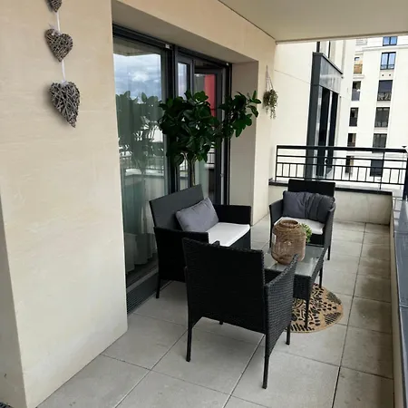 L'Elegance Parisien Apartment Saint-Ouen  Exterior photo
